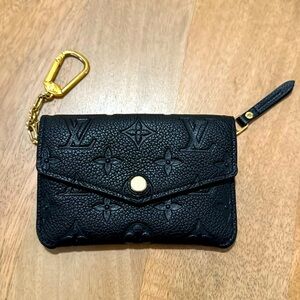 Authentic Louis Vuitton Key pouch in Empreinte leather